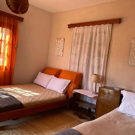 The Country House Koutsoupia Kokkino Nero Bagian luar foto