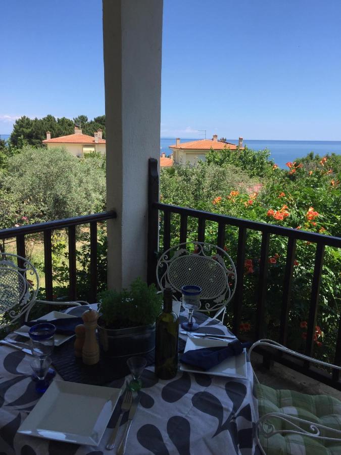 The Country House Koutsoupia Kokkino Nero Bagian luar foto