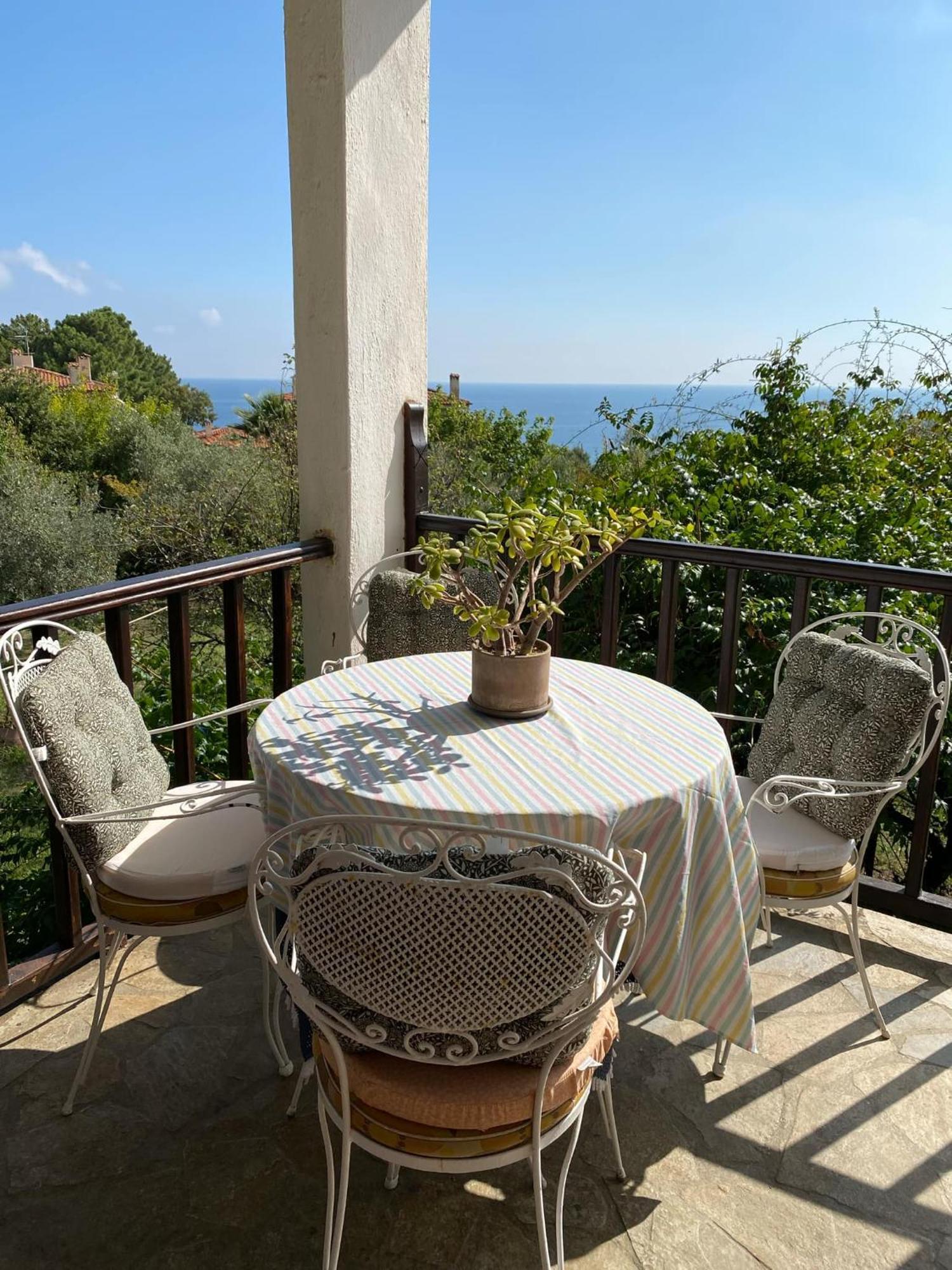 The Country House Koutsoupia Kokkino Nero Bagian luar foto
